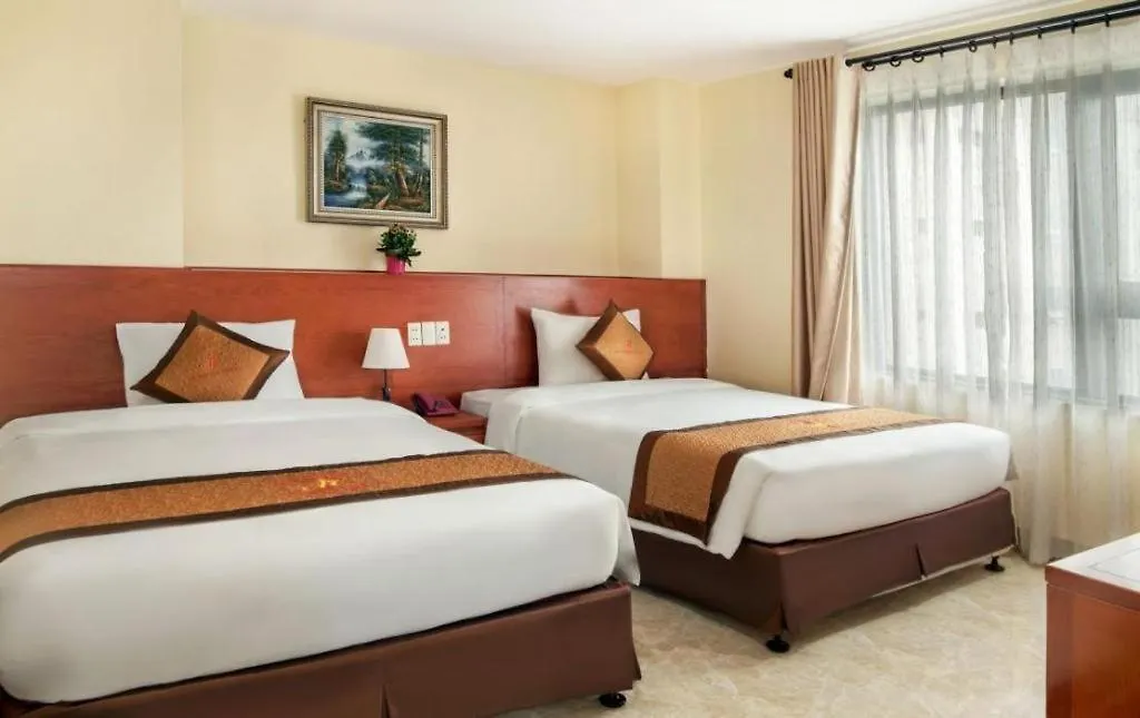 ***  An Thuyen Hotel Da Nang Vietnam
