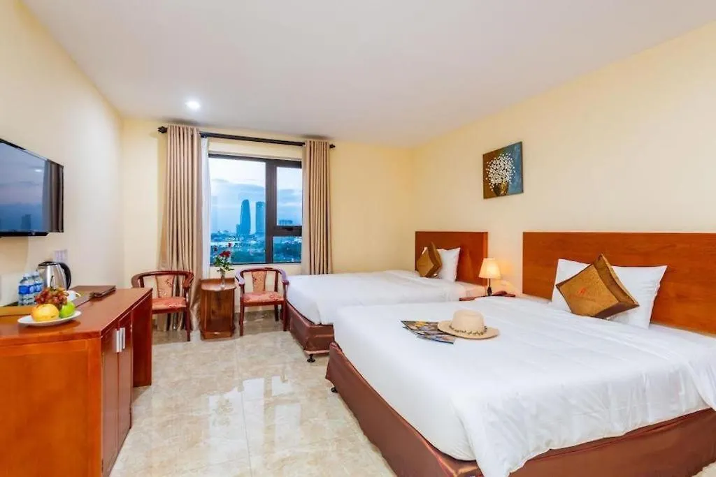 ***  An Thuyen Hotel Da Nang Vietnam